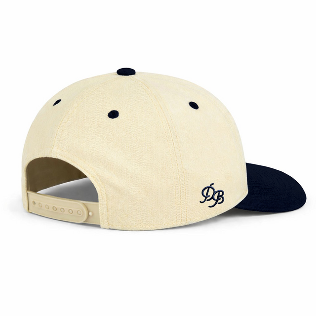 19th Hole | Cream & Black